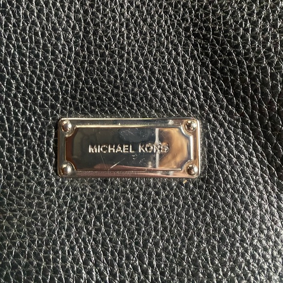 SOLD MK Corrine Large Shoulder Leather Bag - Picture 2 of 4